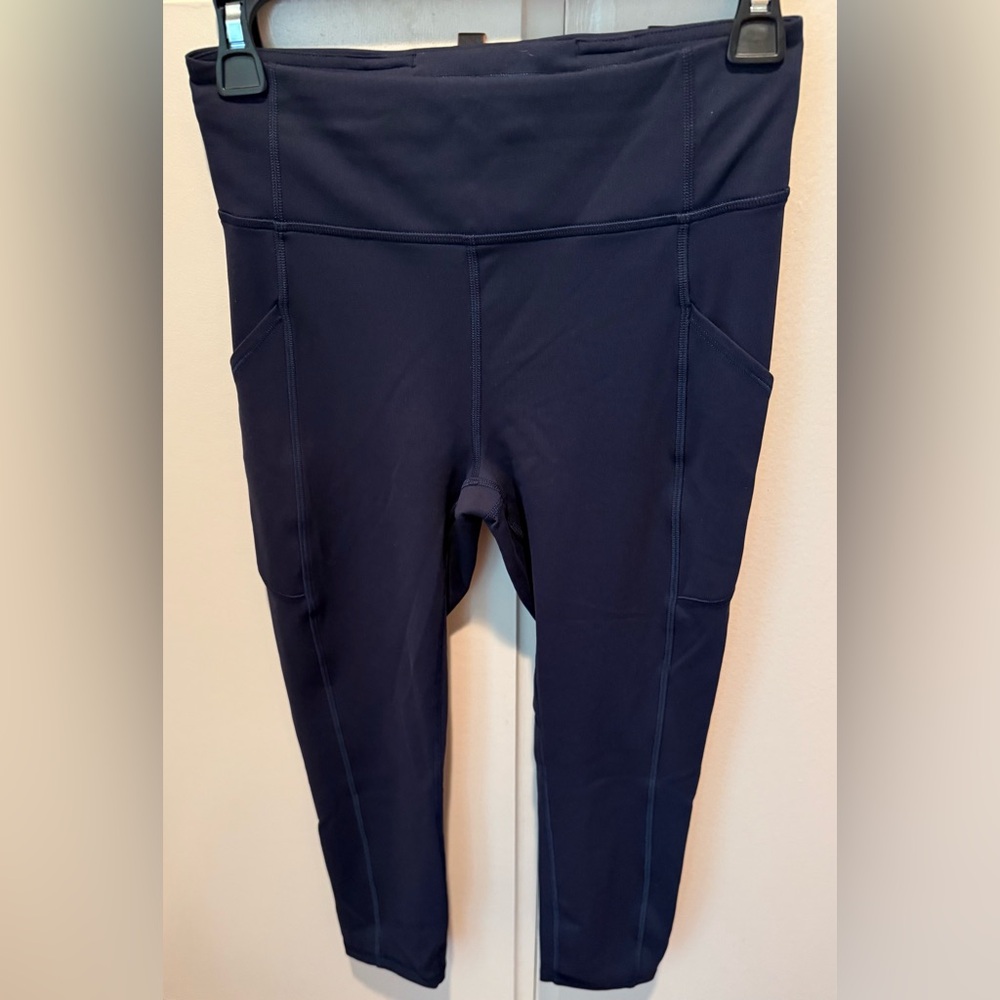 Lululemon Athletica Navy Leggings with Side Pockets